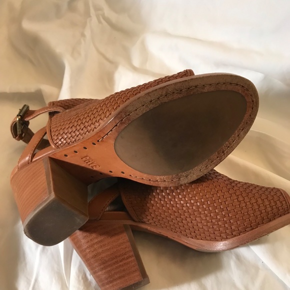 Frye Leather Embossed Block Heel Peep Toe Bootie, Size 8 - Picture 3 of 4